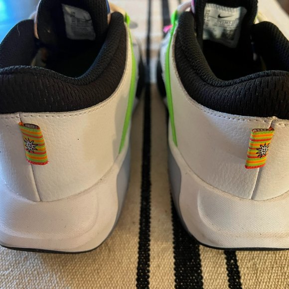 Nike Air Zoom Crossover GS Sprinkle Swoosh Kid Basketball DV1365-101. Sz 7Y - Picture 7 of 10